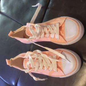 Peach Striped No Name Chucks